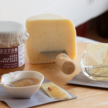 Carica l&#39;immagine nel visualizzatore di Gallery, Confettura Extra di Pere all&#39;Arancia e Pepe Rosa - 200gr
